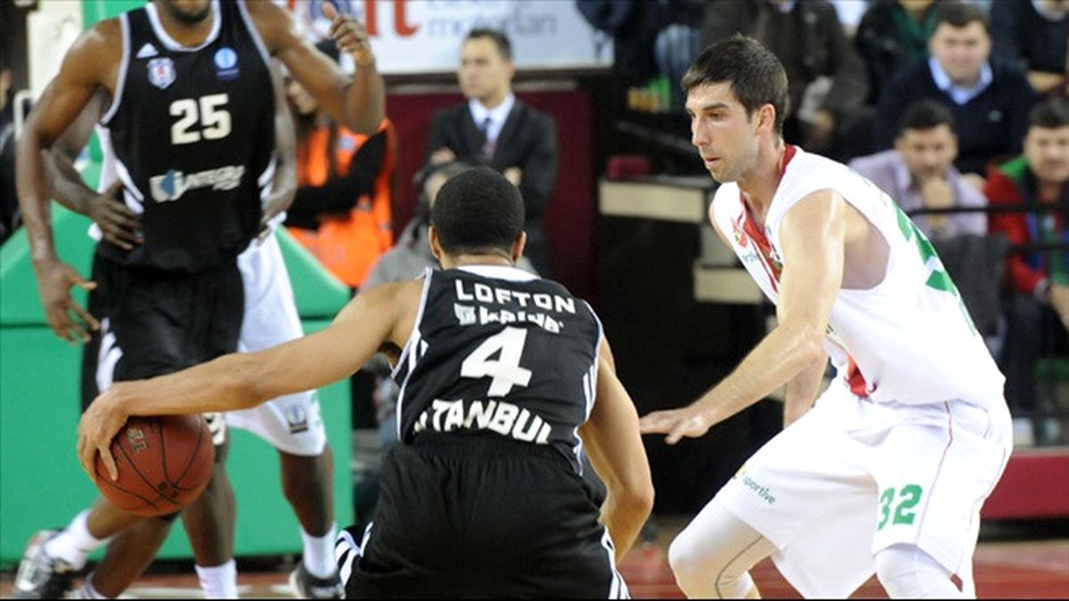 Pınar Karşıyaka-Beşiktaş Integral Forex: 73-64