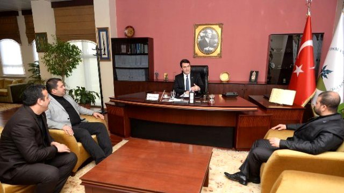 Romanlardan Dündar\'a Ziyaret
