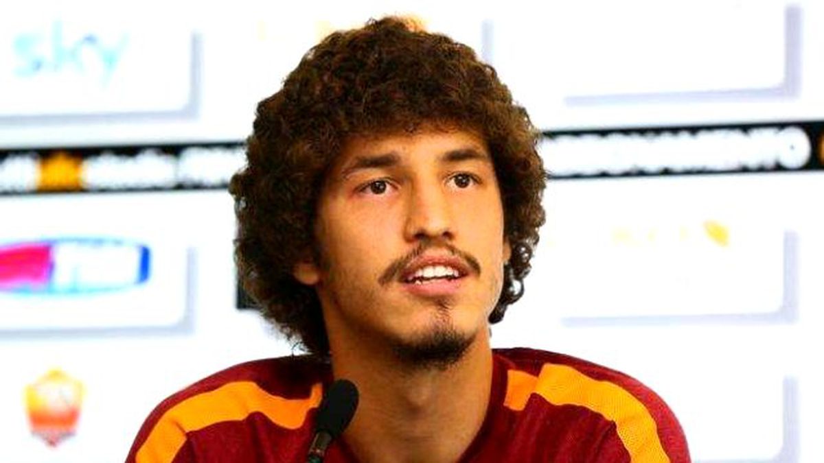 Salih\'e Müjde Podolski\'ye Şok!