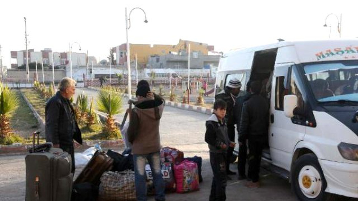 Telafer\'den Kaçan 500 Türkmen, Akçakale\'ye Geldi