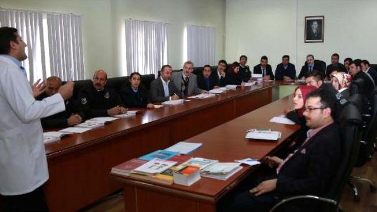 Tuşba Belediyesi\'nden Personele Kürtçe Dil Eğitimi