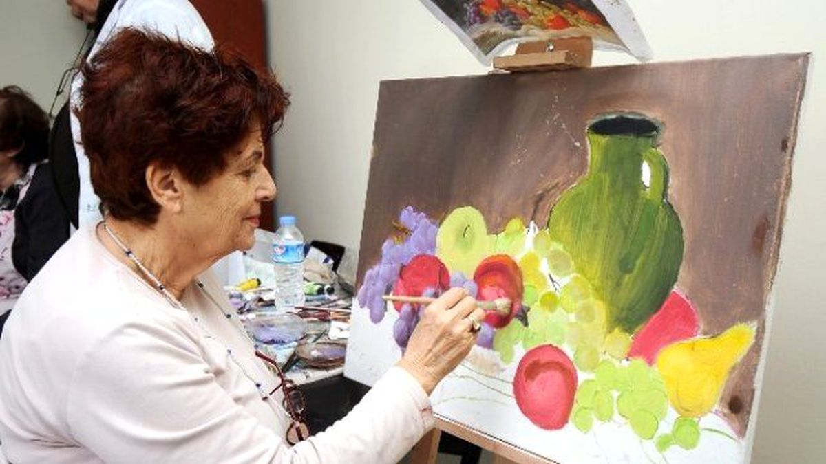 Yaşlı Vatandaşlar Bilge Çınarlar Kulübüne Akın Etti