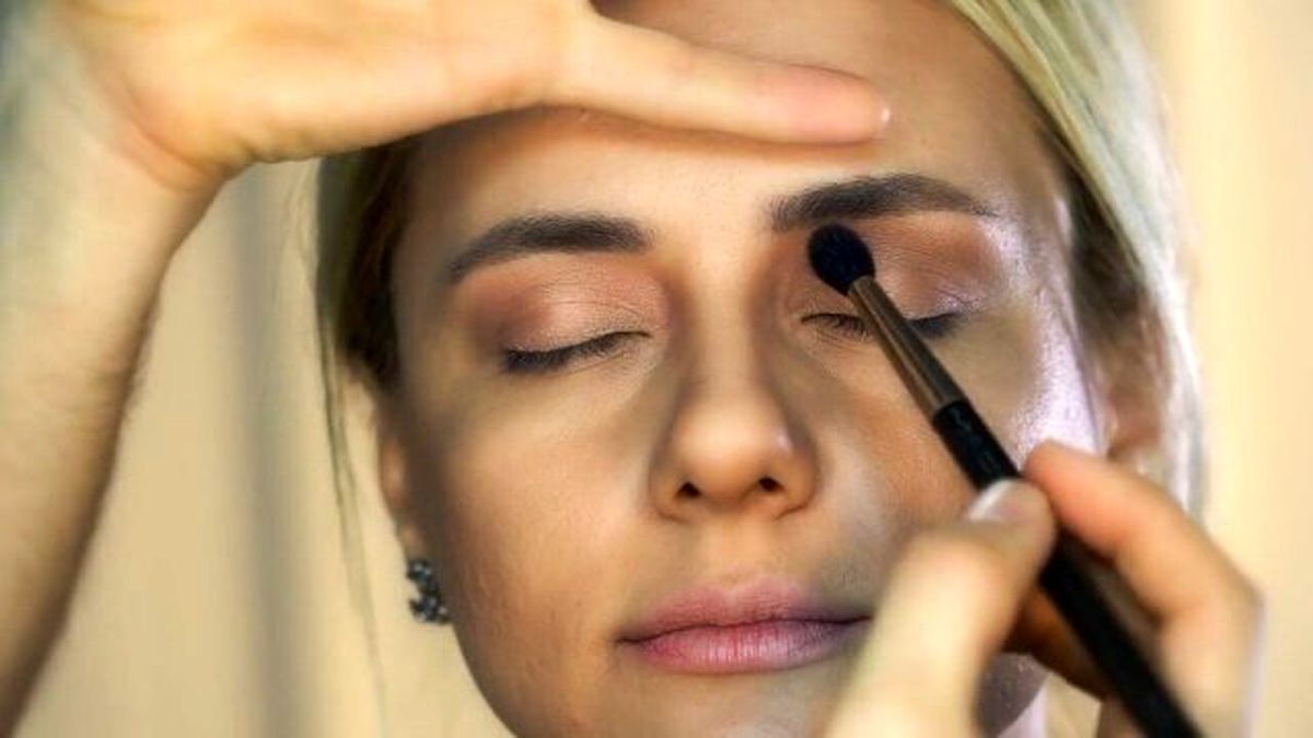 Yaz Makyajı Nasıl Yapılır?