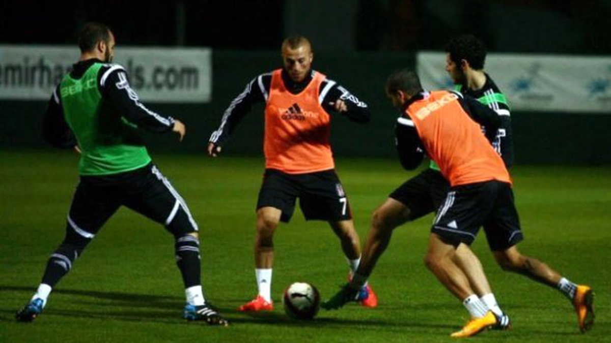Adana Demirspor, Sarıyer Maçı Hazırlıklarını Tamamladı