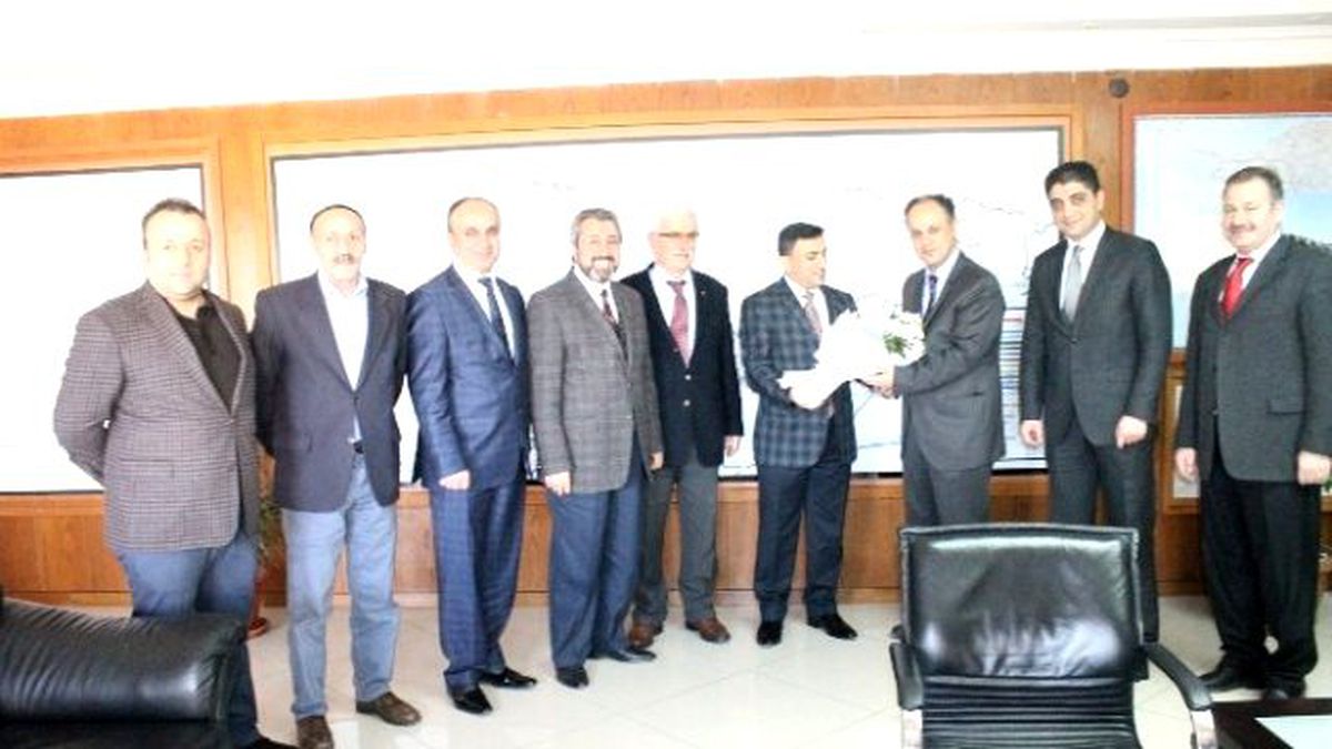 AK Parti Merkez İlçe Başkanı Altunbaş\'tan Karayolları Bölge Müdürü Bayramçavuş\'a Ziyaret