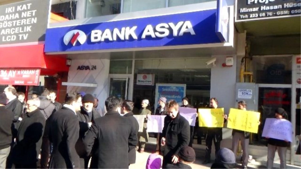 Kırşehir\'de Bank Asya Yönetiminin TMSF\'ye Devri Protesto Edildi