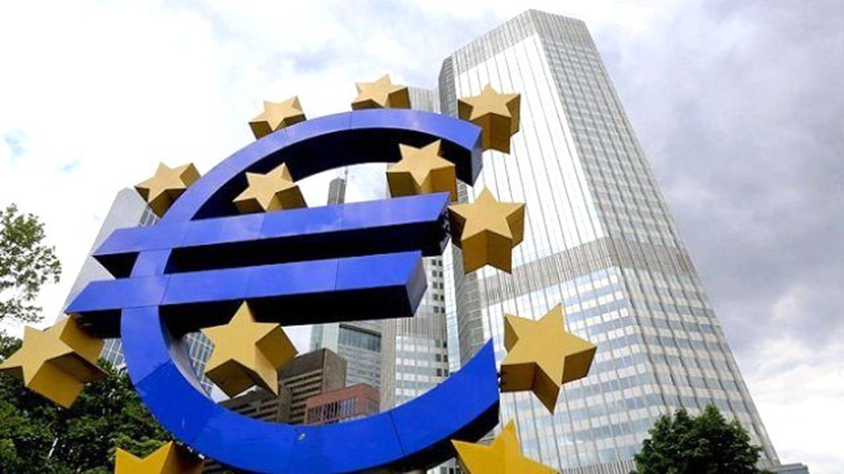 Avrupa Merkez Bankası Yunanistan\'a Teminatı Kaldırdı