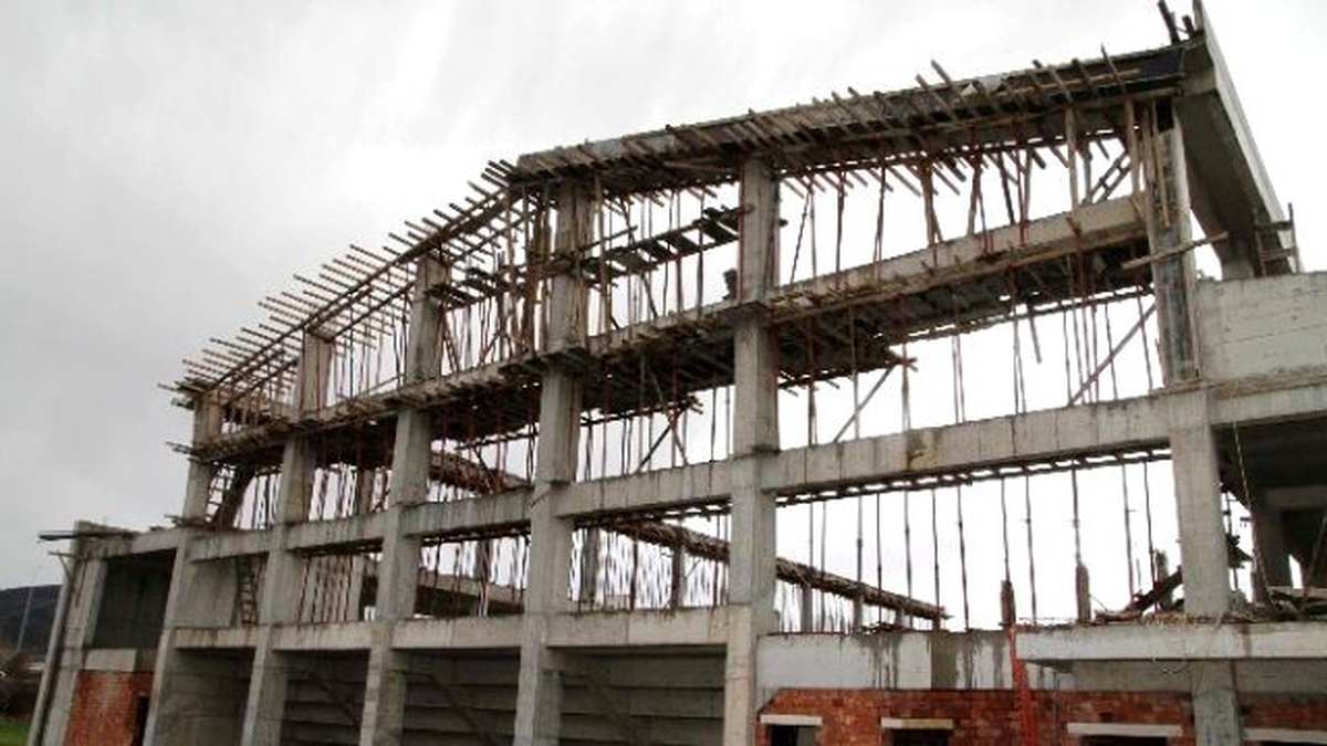 Başiskele Spor Salonu Hızla Yükseliyor