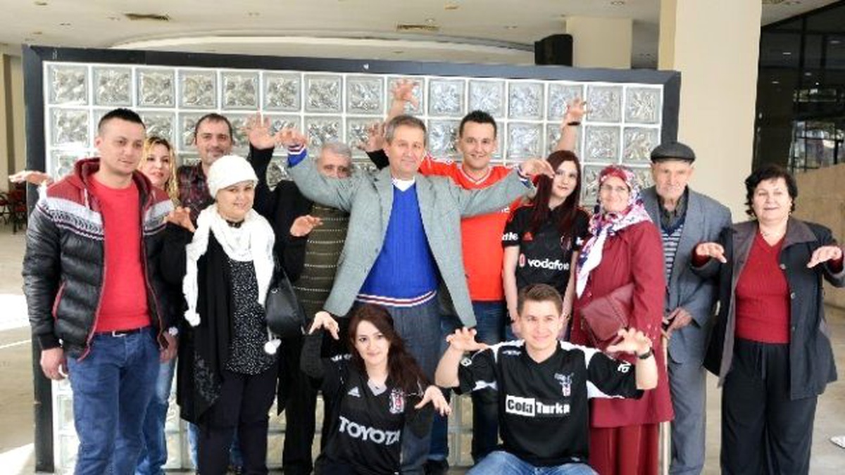 Beşiktaş Aşkı Nikah Masasına Formayla Oturttu