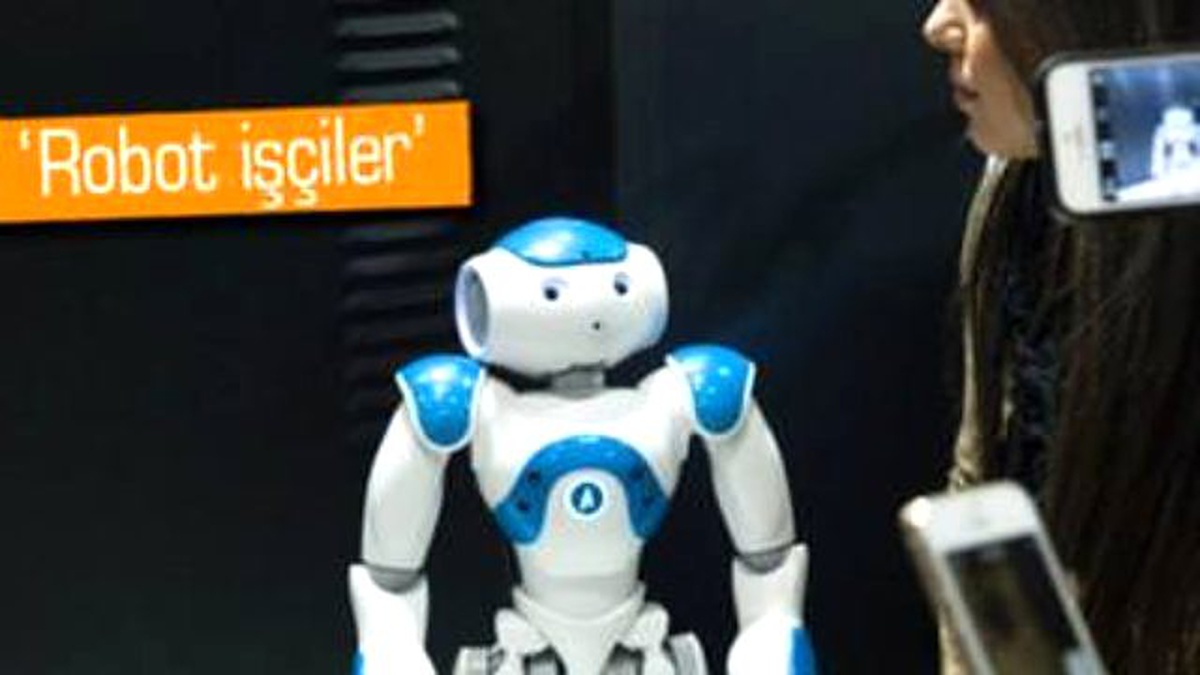 Bu Bankada Robotlar Hizmet Verecek