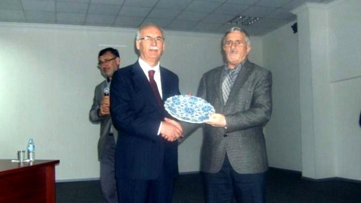 Cezaevinde Konferans
