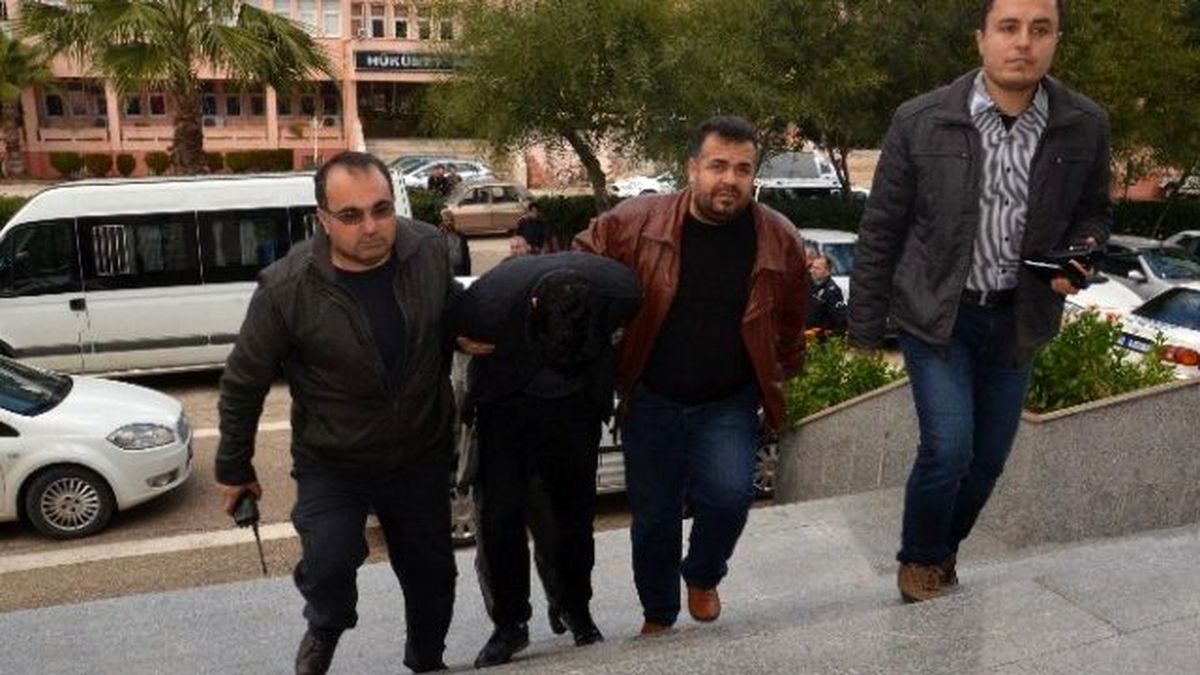 Çiftçinin 10 Bin Lirasını Çalan Yankesiciler Güvenlik Kamerasında