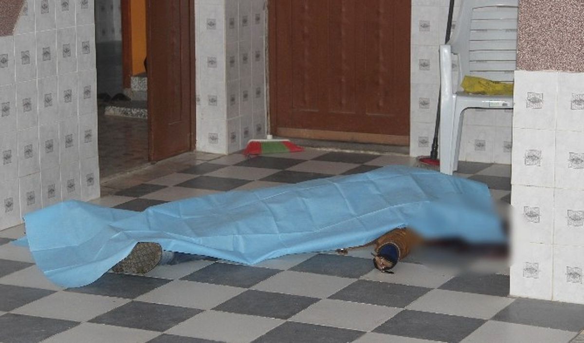 Ev Sahibi Hırsızı Öldürdü