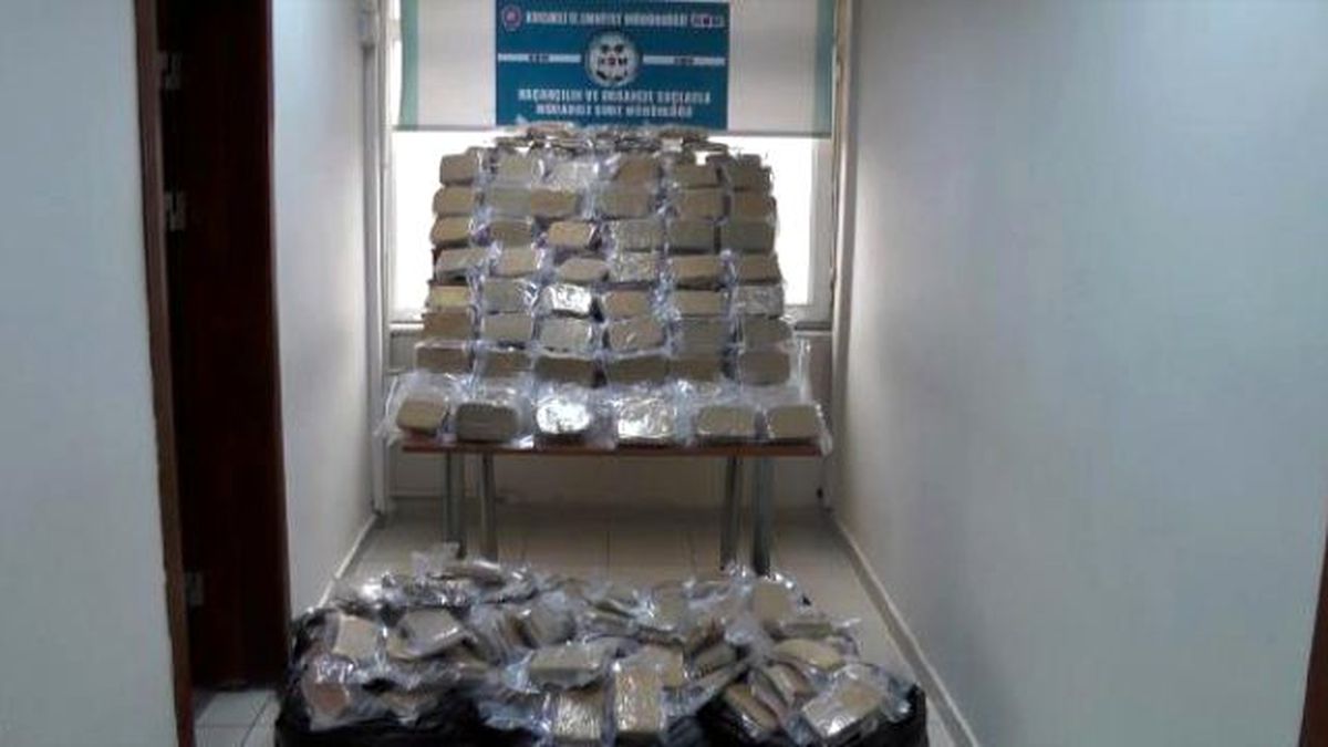 İzmit\'te 213 Kilo Eroin Ele Geçirildi