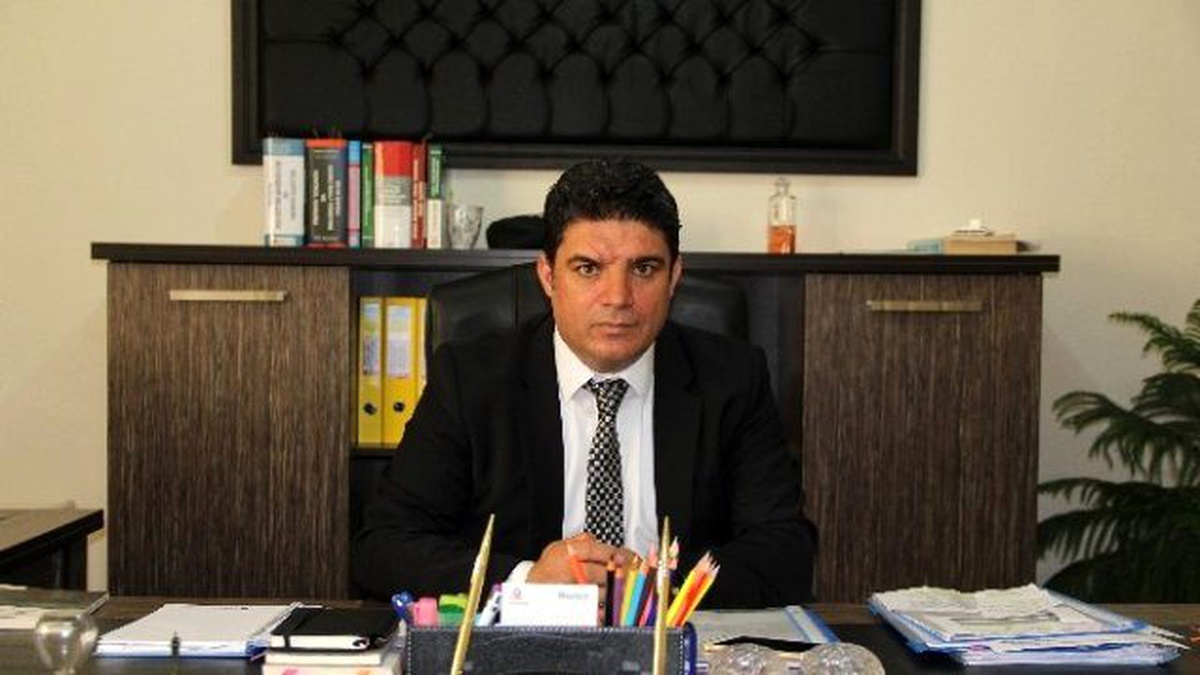 Van\'da Tüm Minibüsler Sarı Renge Boyanacak