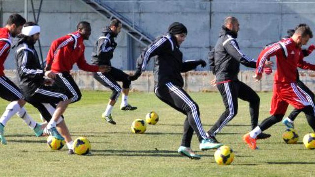 Medicana Sivasspor Akhisar Belediyespor Maçı Hazırlıklarına Başladı