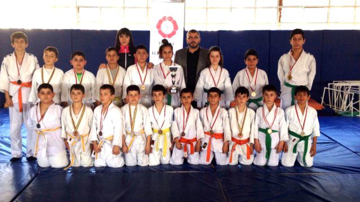 Meram Belediyespor Judoda Madalyaları Topladı