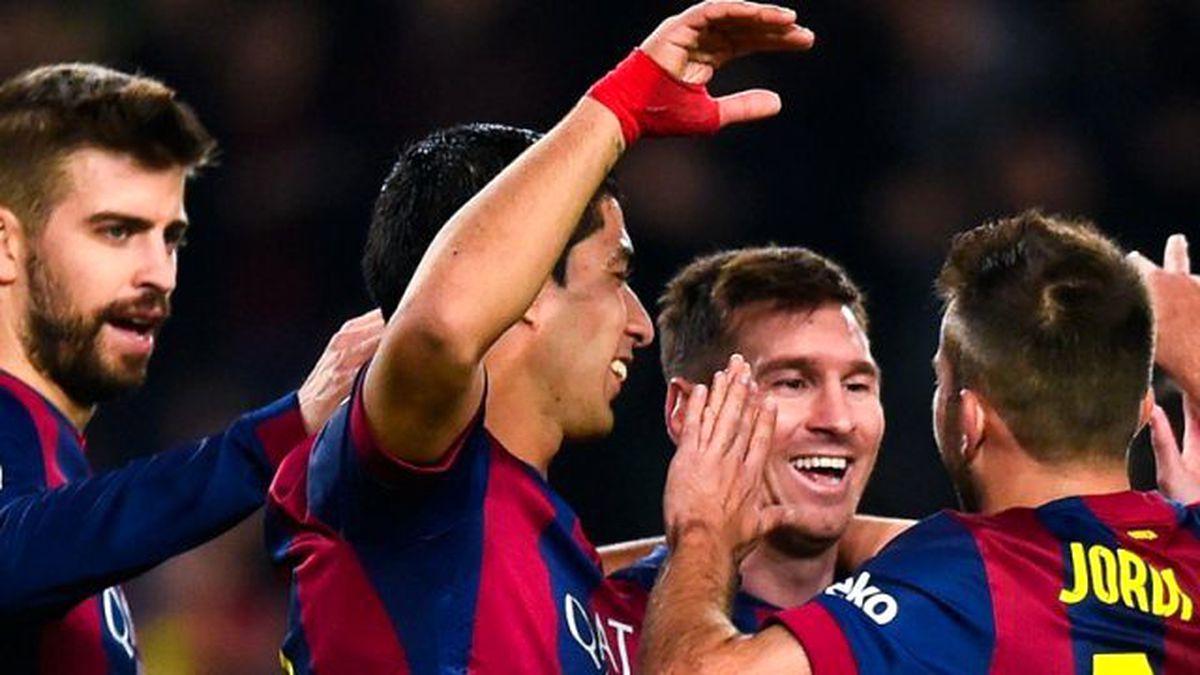 Pique: Messi Bir Kahraman