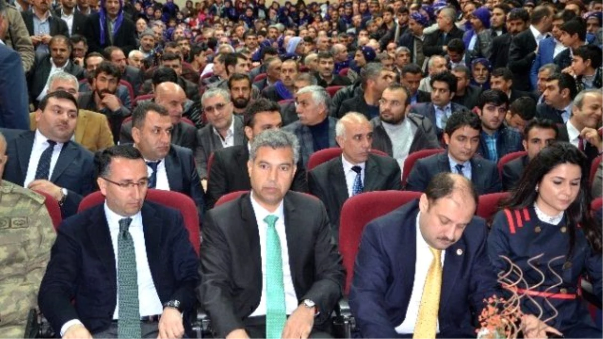 Siverek\'te "Yeni Türkiye Geleceğini Tartışıyor" Konferansı