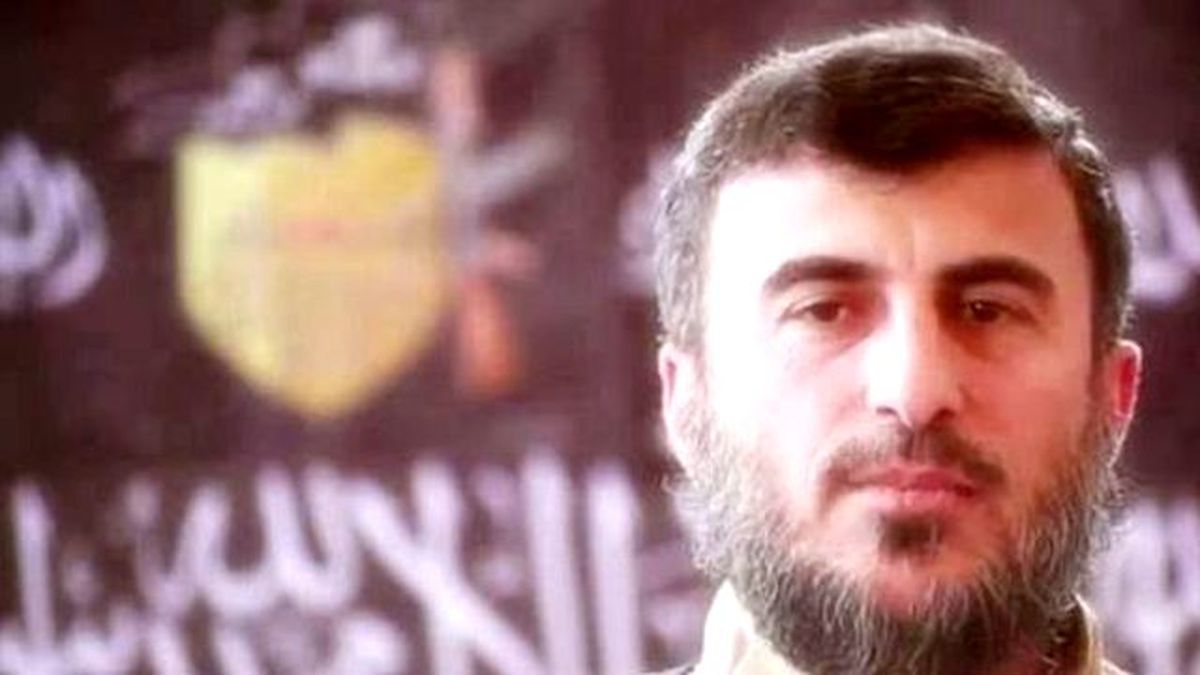 Muhalifler Şam\'da Askeri Bölgelere Saldırıyor