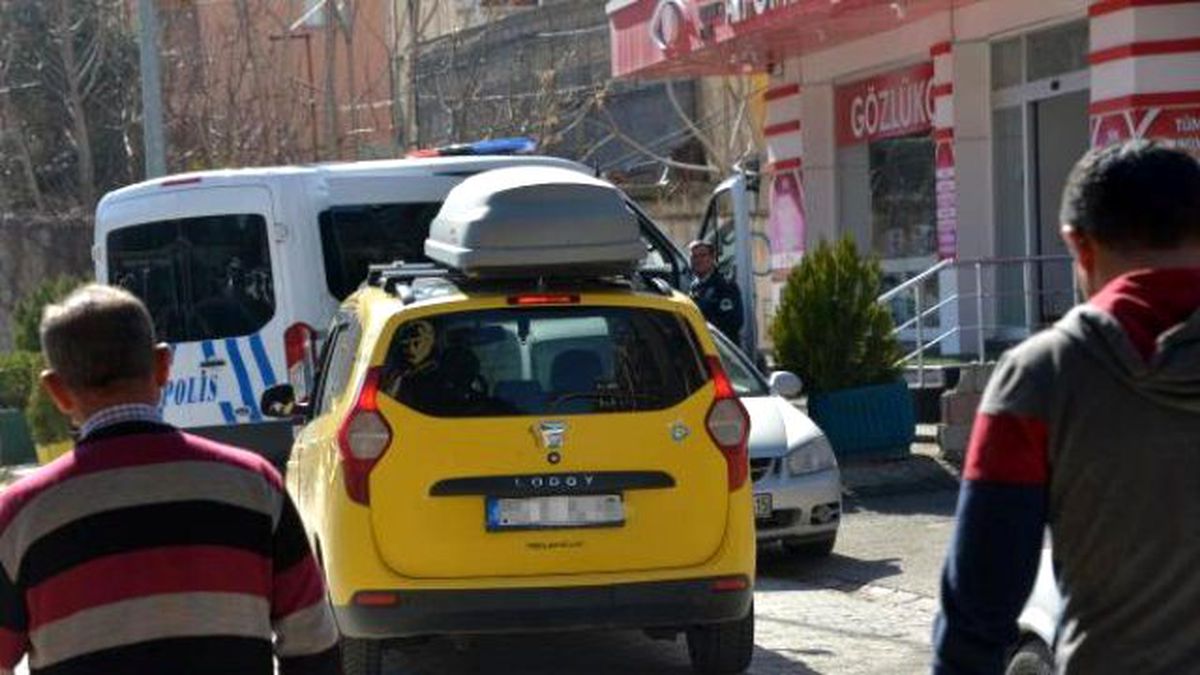 Taksi Üzerinde Cenaze Nakli