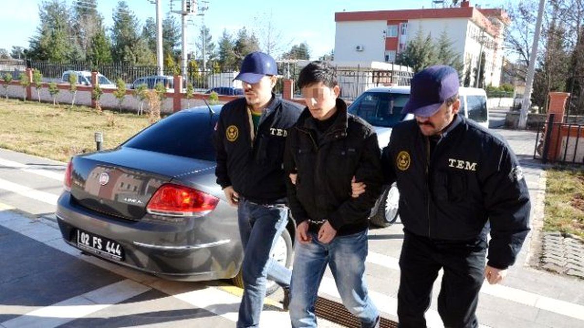 Viranşehir\'deki Kobani Eylemlerinde Molotof Atan Şahıs Tutuklandı