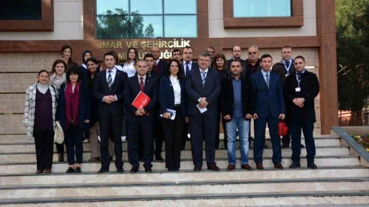 Yunusemre Belediyesi Kurumların Fikirlerini Aldı