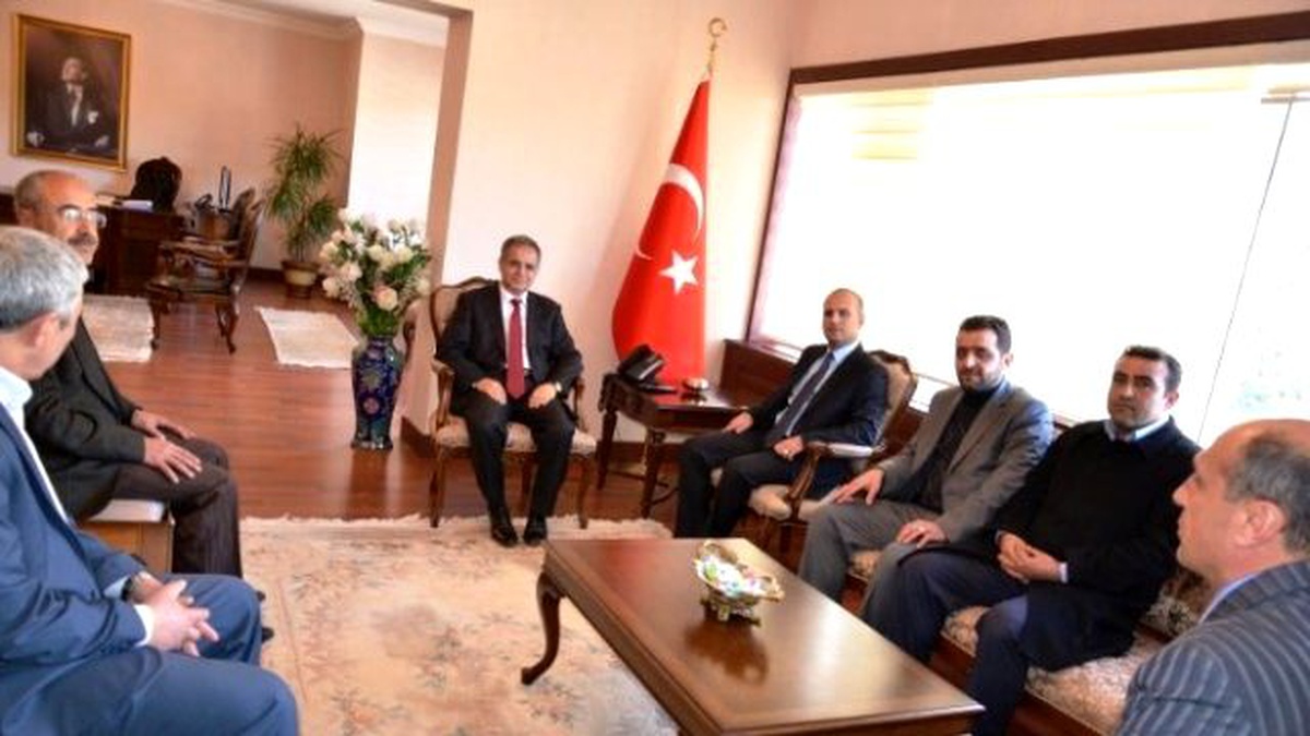 AK Parti Kilis İl Teşkilatından, Vali Tapsız\'a Ziyaret