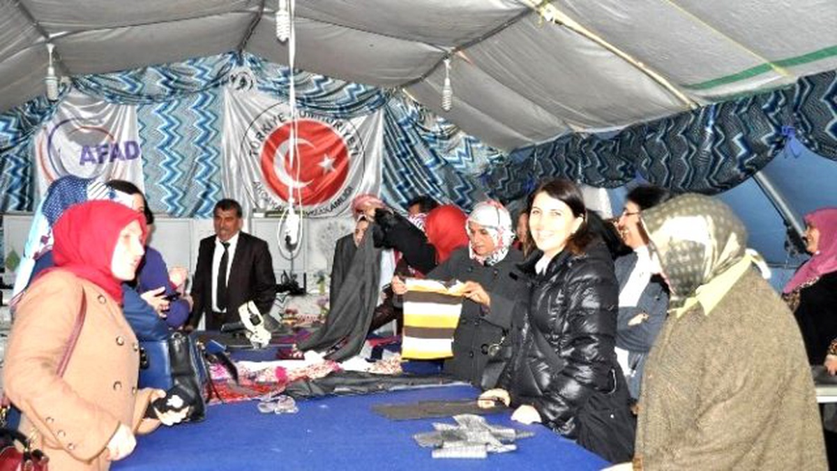 AK Parti İstanbul Kadın Kolları Çadır Kentte