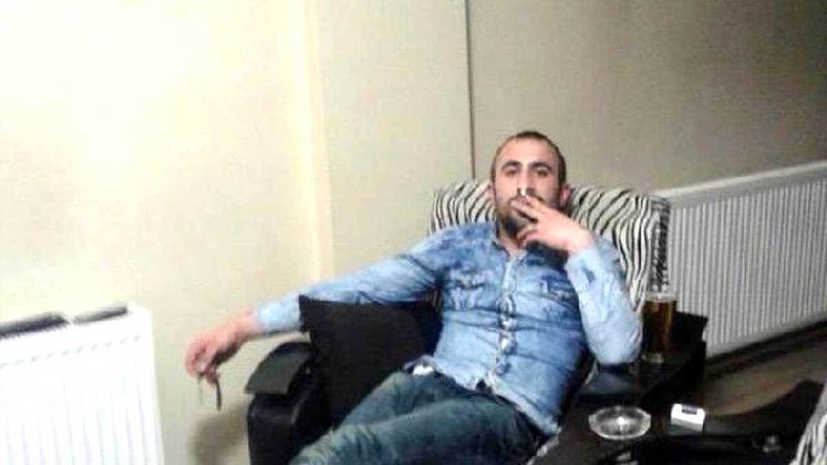 25 Yaşındaki Genç, Erdoğan\'a Hakaretten Tutuklandı