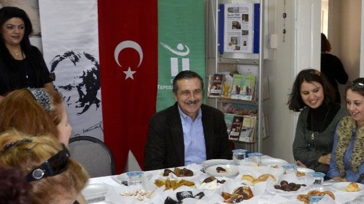 Beldeevleri\'nde Paylaşmanın Mutluluğu Yaşanıyor