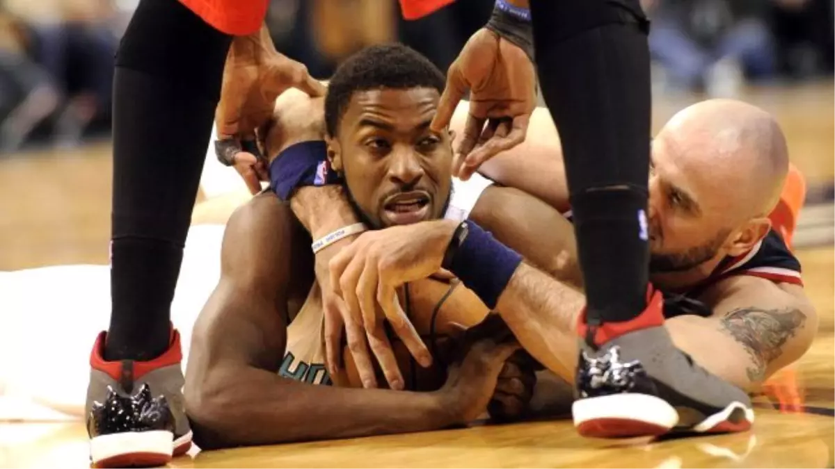 Charlotte Hornets: 94 - Washington Wizards: 87