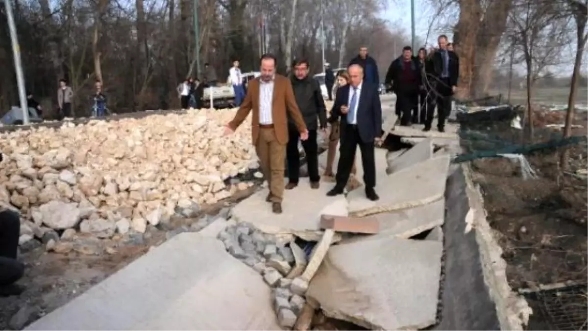 Edirne\'de Köprüler Trafiğe Açıldı (2)