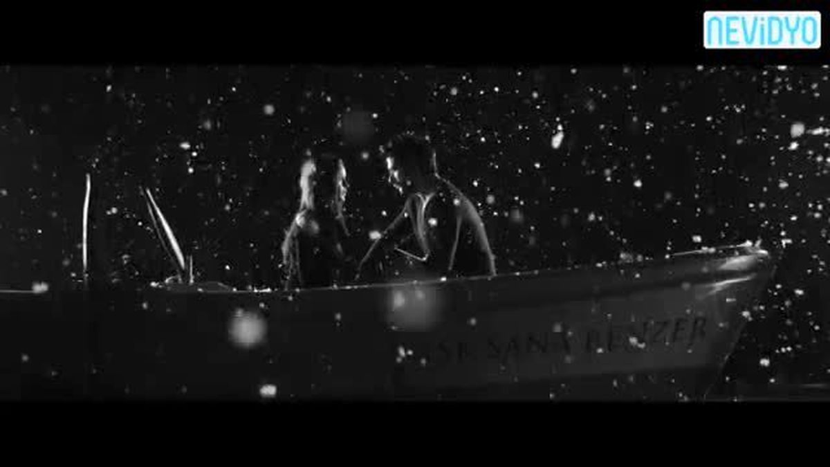 Fahriye Evcen ve Burak Özçivit - Hasretinle Yandı Gönlüm Aşk Sana Benzer Film İzle