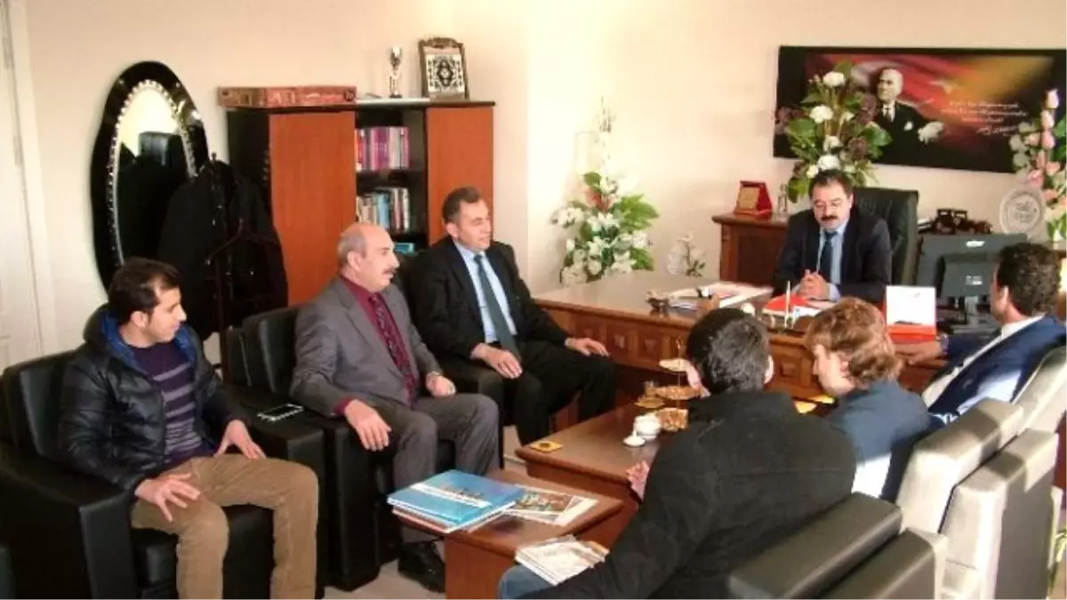 Gençlik Hizmetleri ve Spor İl Müdürü Nevzat İnanç'tan Tuşba İlçe Milli Eğitim Müdürü Ceylani'ye...