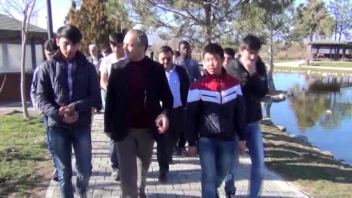 Kayseri\'de Okuyan 48 Yabancı Öğrenci, Amasya\'yı Gezdi