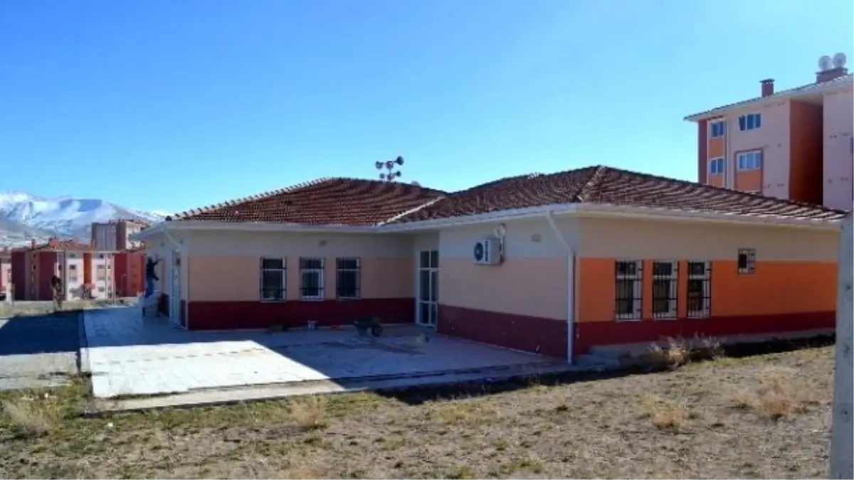 Niğde Müftülüğü Minik Yürekler Kur'an Kursu Açtı