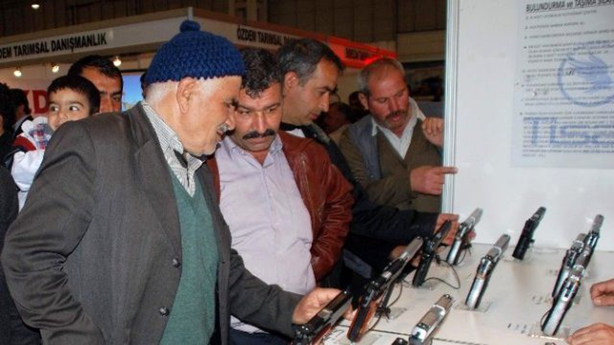 Gaptarım ve Gapfood Fuarlarında Sergilenen Silahlar Dikkat Çekiyor