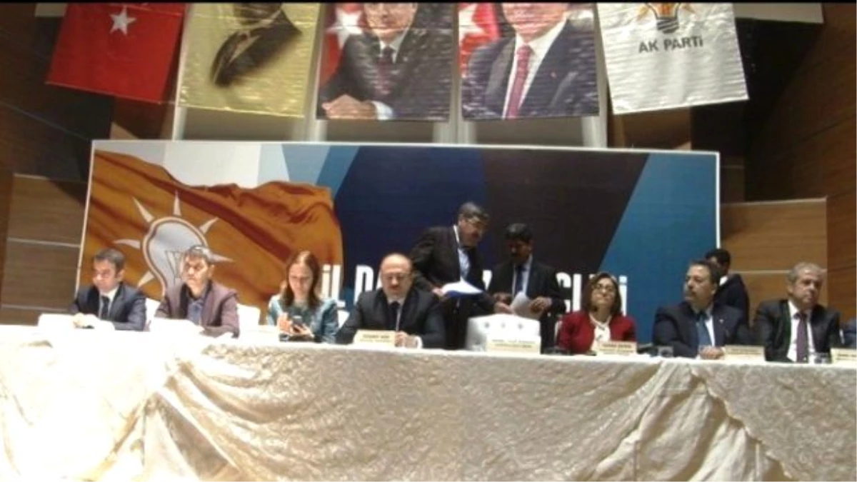 AK Parti İl Genişletilmiş Divan Toplantısı Yapıldı