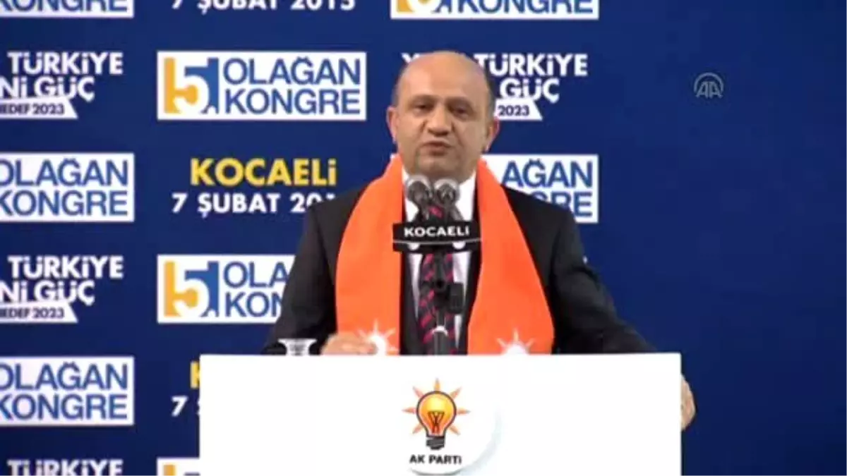 AK Parti Kocaeli 5. Olağan İl Kongresi - Bakan Işık (2)