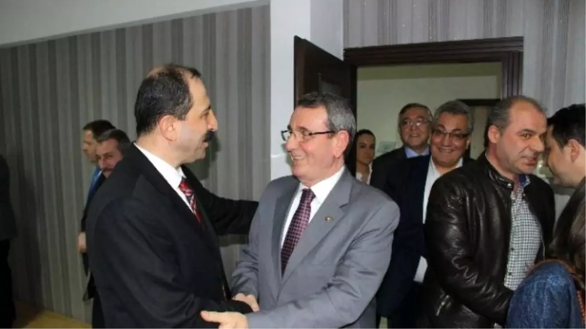 AK Parti'nin Samsun Teşkilatı Şehirdeki Borsa ve Odaları Ziyaret Etti
