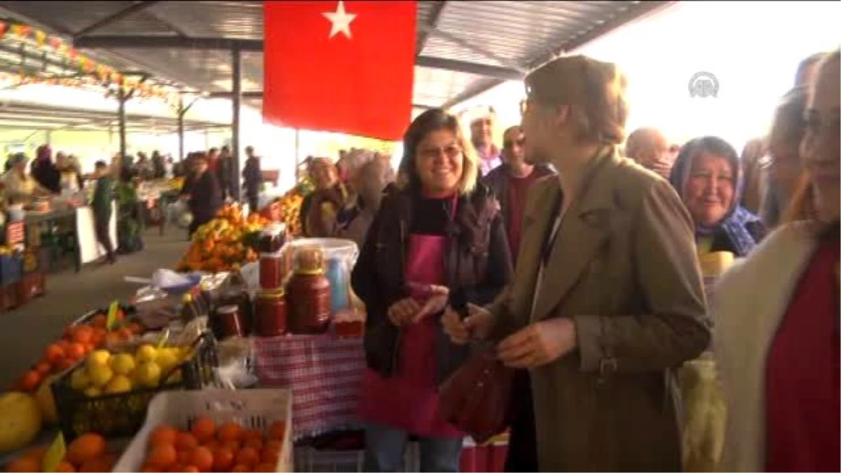 Anadolu Partisi Genel Başkanı Tarhan, Esnafla Buluştu