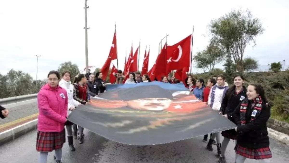 Atatürk\'ün Kuşadası\'na Gelişinin 91. Yıl Dönümü