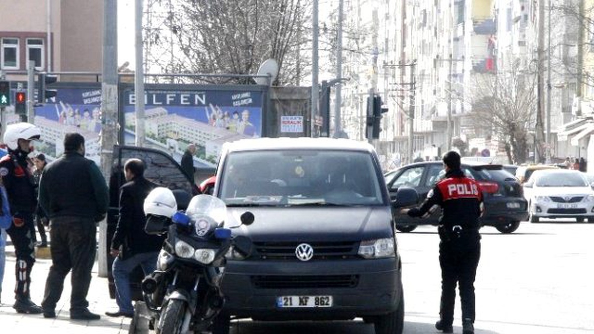 Diyarbakır Polisi Vatandaşın Huzuru İçin Çalışmalarını Sıklaştırdı