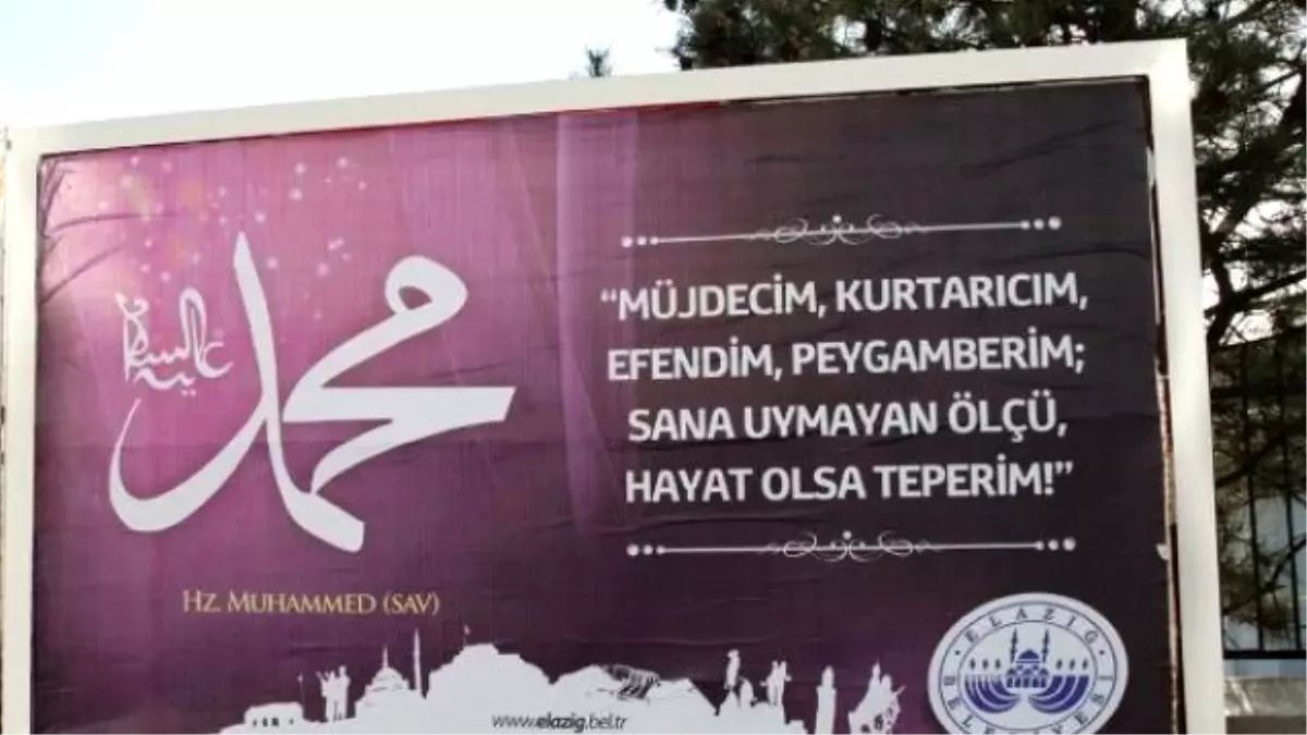 Elazığ\'da Belediyeden Charlie Hebdo Tepkisi