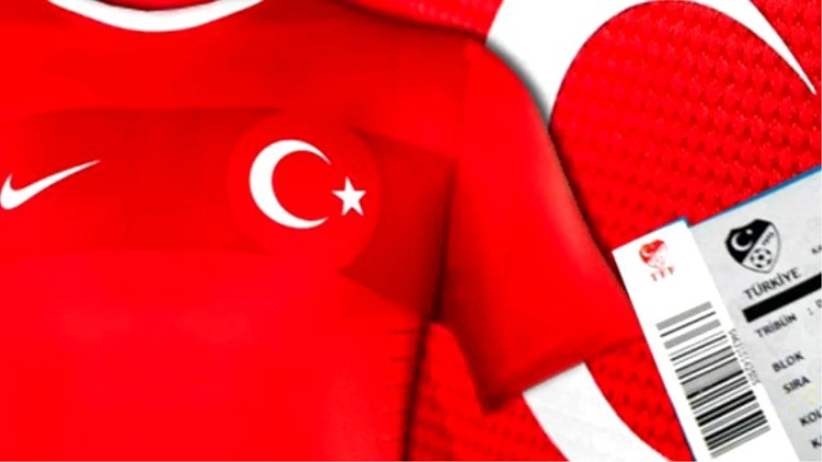 Hollanda-Türkiye Maçına Formasız Bilet Yok