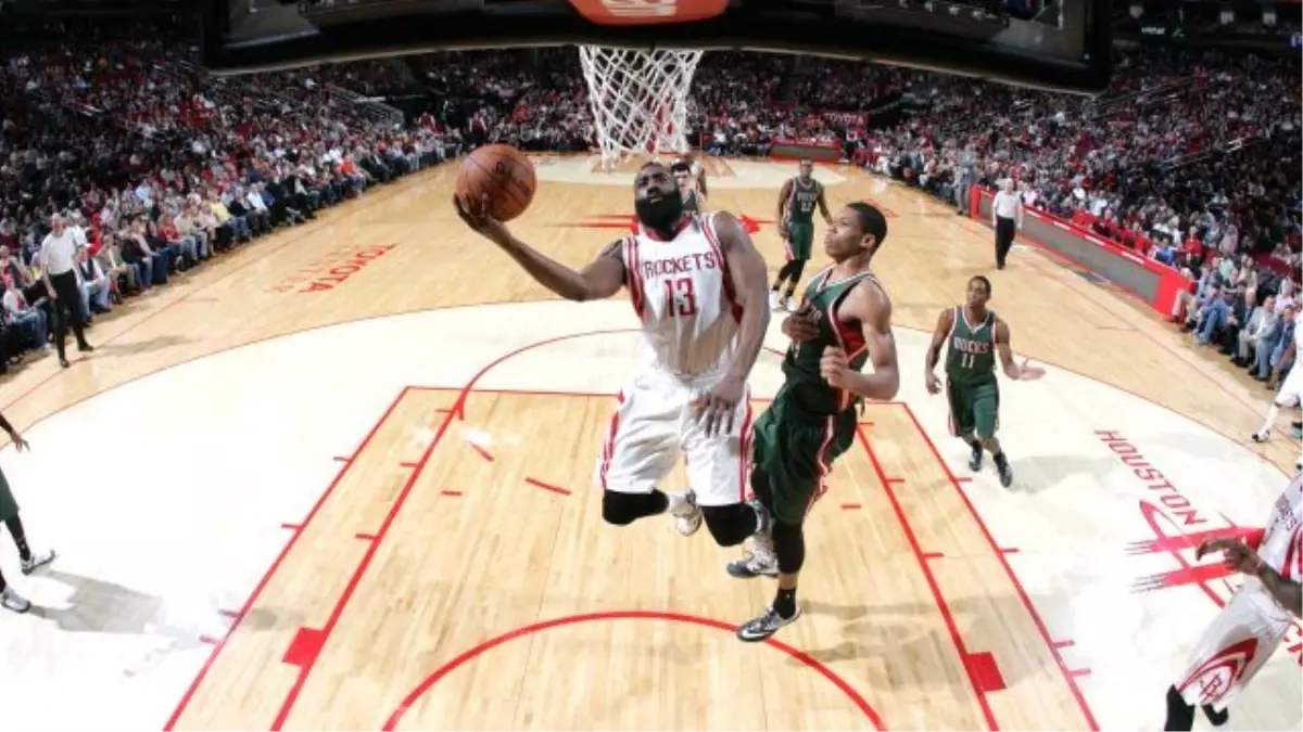 Houston Rockets: 117 - Milwaukee Bucks: 111