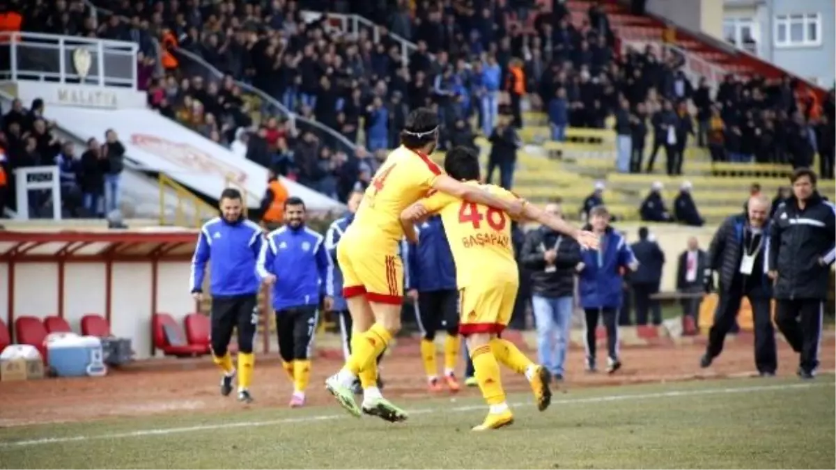 Yeni Malatyaspor, Kara Bulutları Kartal Galibiyetiyle Dağıtmak İstiyor