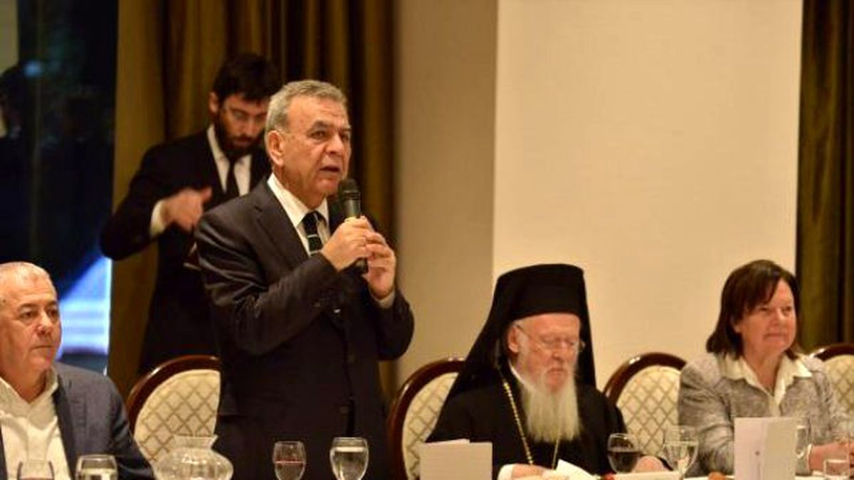 Bartholomeos: Şiddet Tanrı\'nın Lütfettiği Aklı Kullanamayanların Başvurduğu Yöntemdir