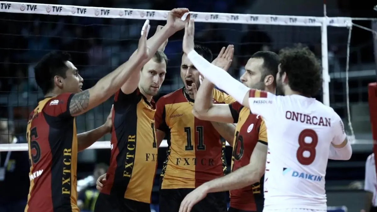 Erkekler Voleybol Ligi: Galatasaray Fxtcr 3-2 Fenerbahçe